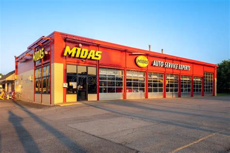 midas service center|Midas (automotive service) .